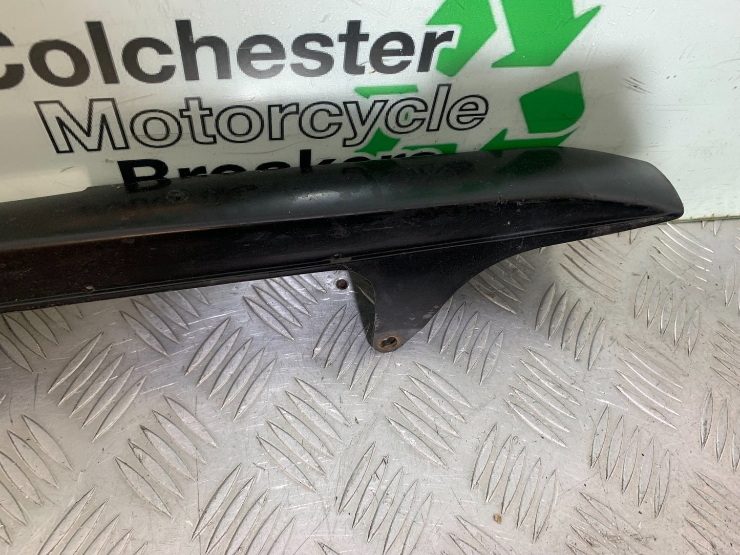 HONDA CBF600 CBF 600 CHAIN GUARD   YEAR 2004-07  (CMB1305)