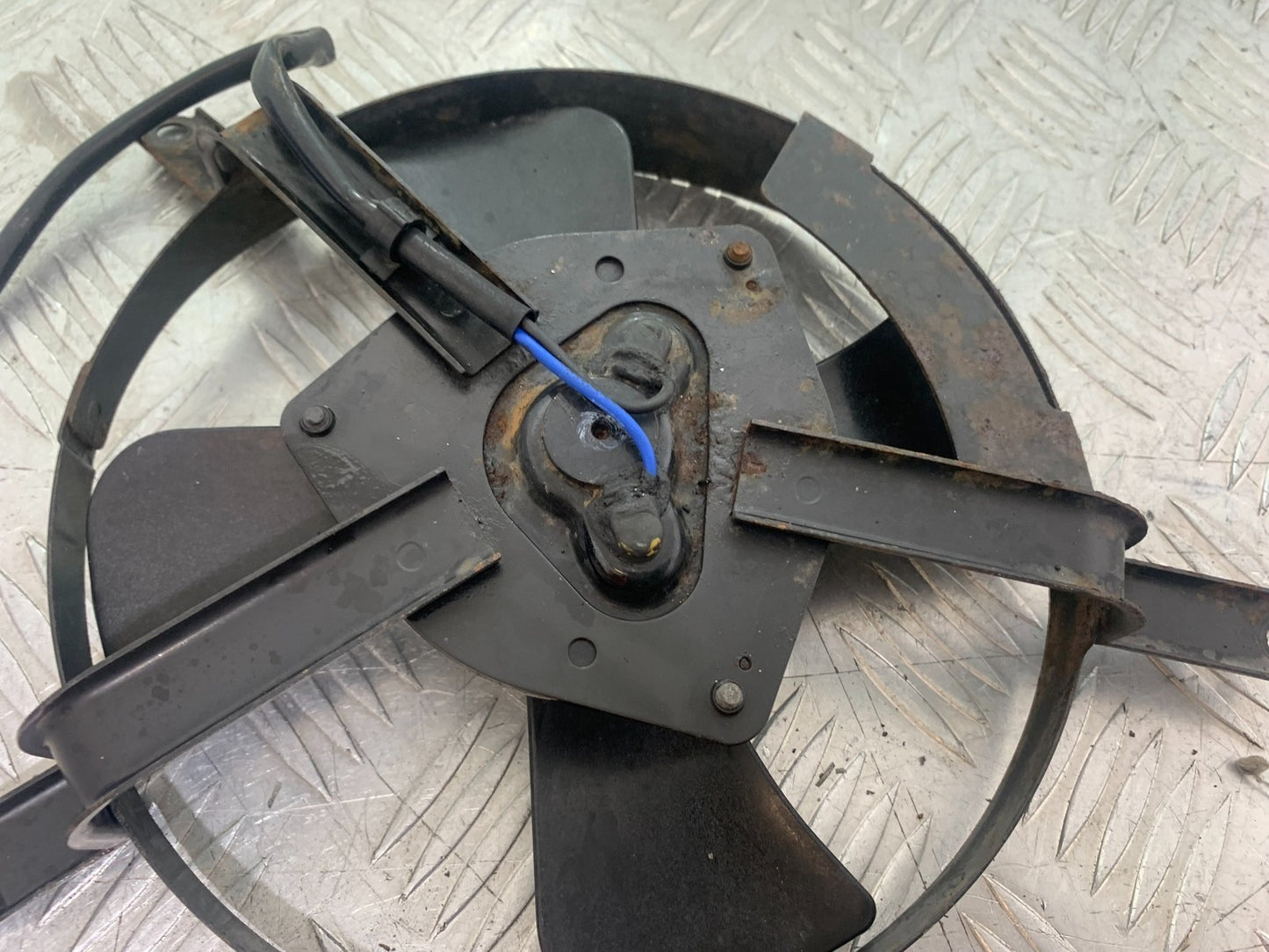 KAWASAKI ZX9R ZX9 E1 RADIATOR FAN  YEAR 2000-01 (CMB1171)
