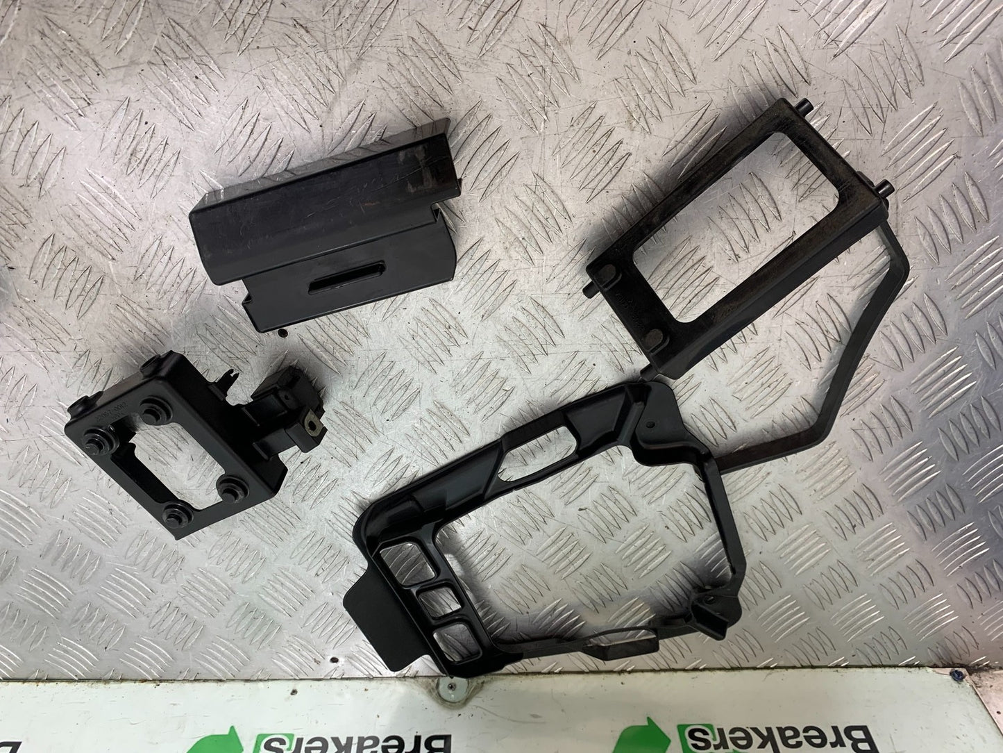 KAWASAKI GTR1400 GTR 1400 INFILL PANELS  YEAR 2007-2009 (CMB1306)