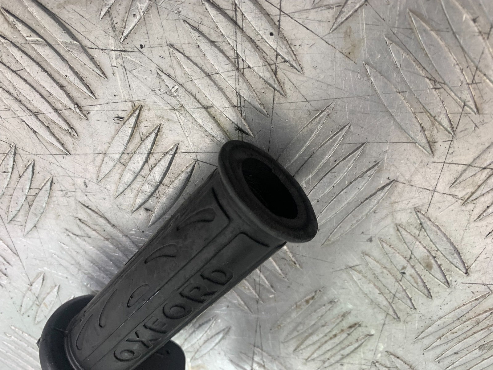 HONDA XL125 VARADERO THROTTLE TWIST GRIP  YEAR 2001-2006  (CMB1210)