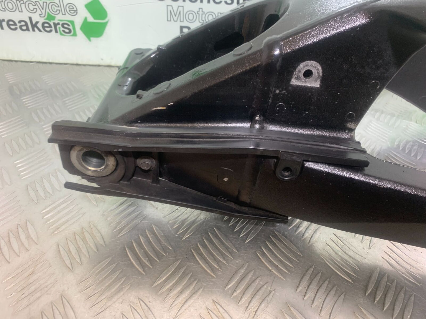 SUZUKI GSXR1000 GSXR 1000 SWINGARM 2009-2016 (CMB1049)