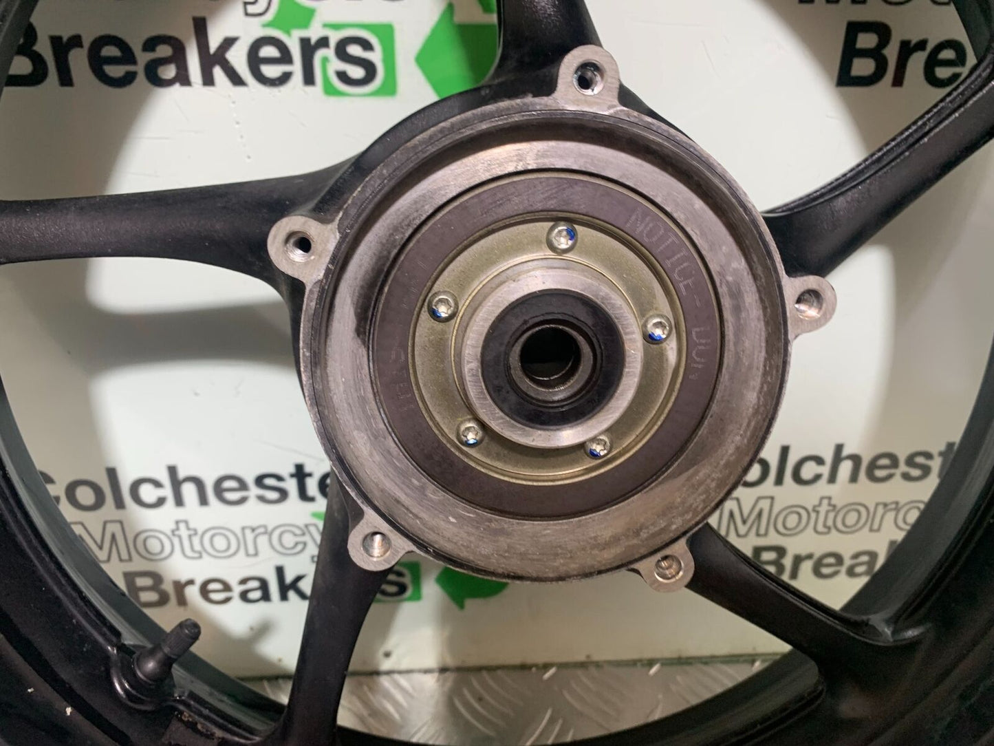 YAMAHA XJ6 XJ6-S FRONT WHEEL   YEAR 2009-2015  (CMB1070)