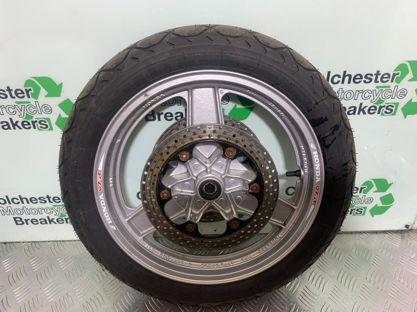 HONDA VFR400 VFR 400 NC21 REAR WHEEL YEAR 1986-87 (CMB1043)