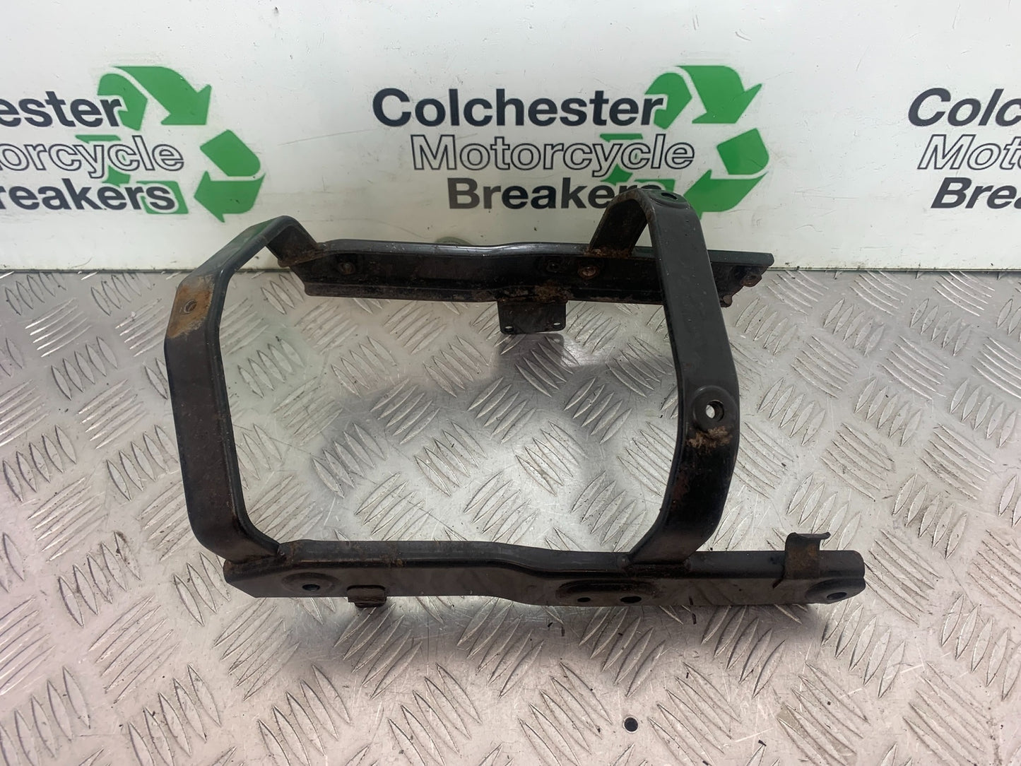 HONDA VTX1300 S-6 REAR MUDGUARD BRACKET  YEAR 2004-09 (CMB1159)