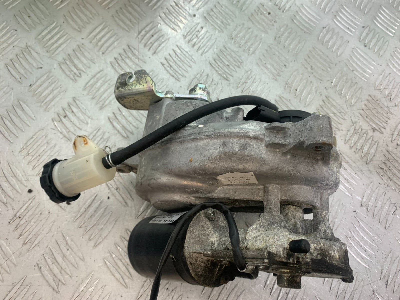 PIAGGIO MP3 250 ie ANTI ROLL STEERING PUMP YEAR 2007 (CMB1307)