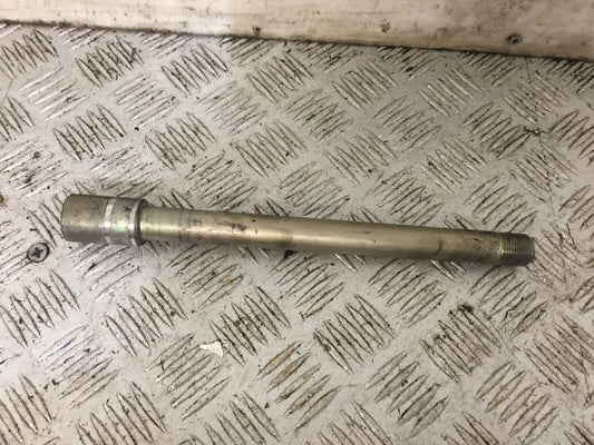 SUZUKI VLR1800 VLR 1800 FRONT WHEEL SPINDLE   YEAR 2010 (STOCK 815)
