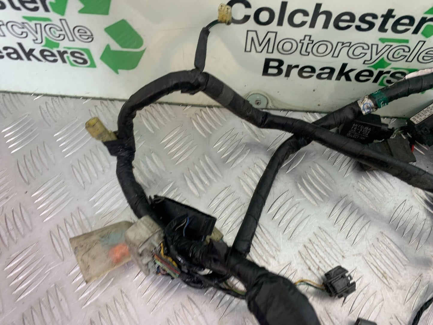 HONDA CBR1100 BLACKBIRD WIRING LOOM  YEAR 1999-2005  (CMB1103)