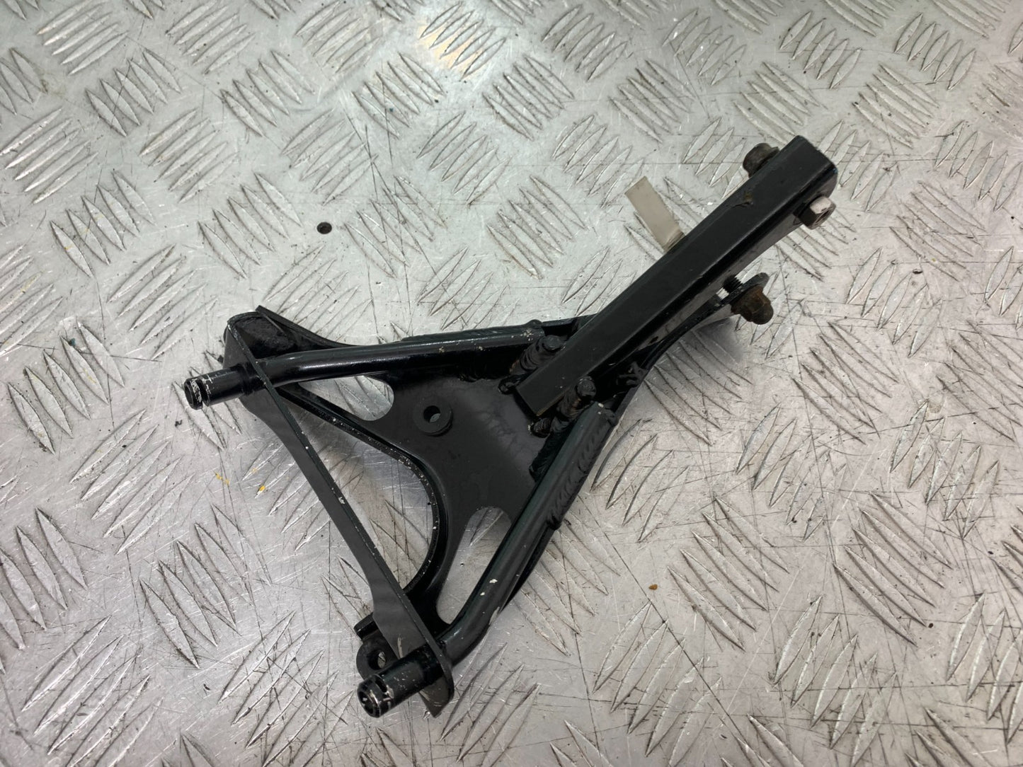 KAWASAKI ZX9R ZX9 R FAIRING BRACKET  YEAR 1998-1999 (CMB1329)