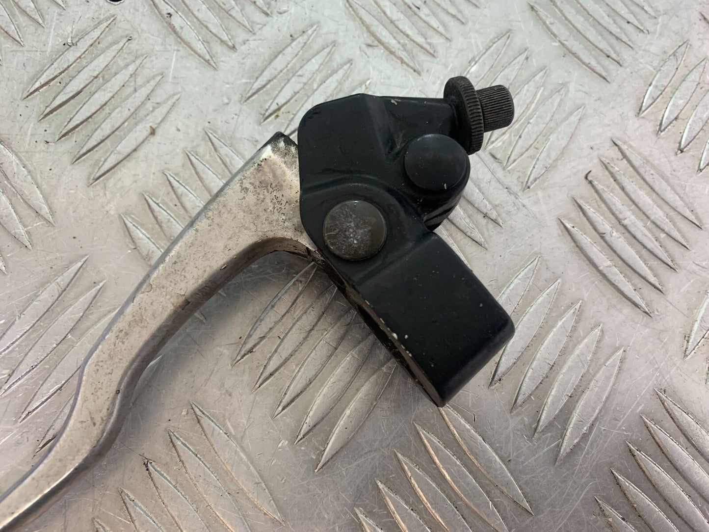 YAMAHA YZF600 YZF 600 THUNDERCAT CLUTCH LEVER & BRACKET 1996-2003 (CMB1134)