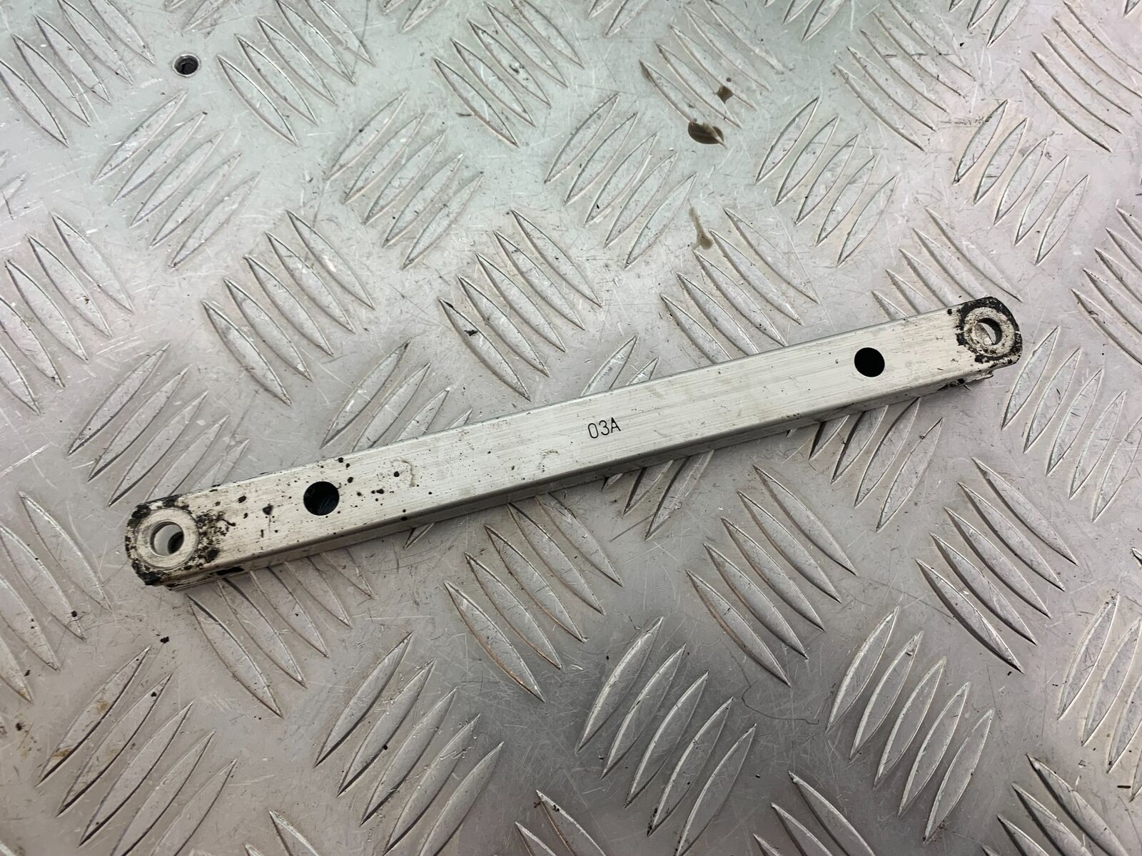 YAMAHA XJR1300 XJR 1300 REAR BRAKE ARM   YEAR 1999-2003 (CMB1055)