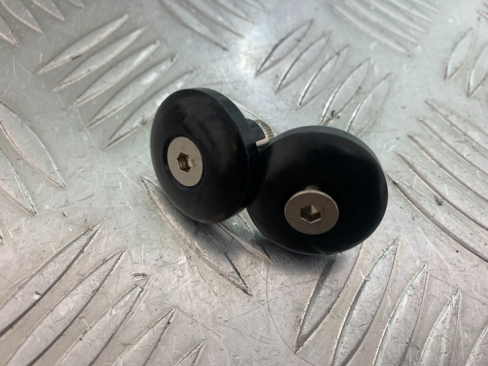 DUCATI STREETFIGHTER 848 BAR END WEIGHTS  YEAR 2011-2016 (CMB1050)
