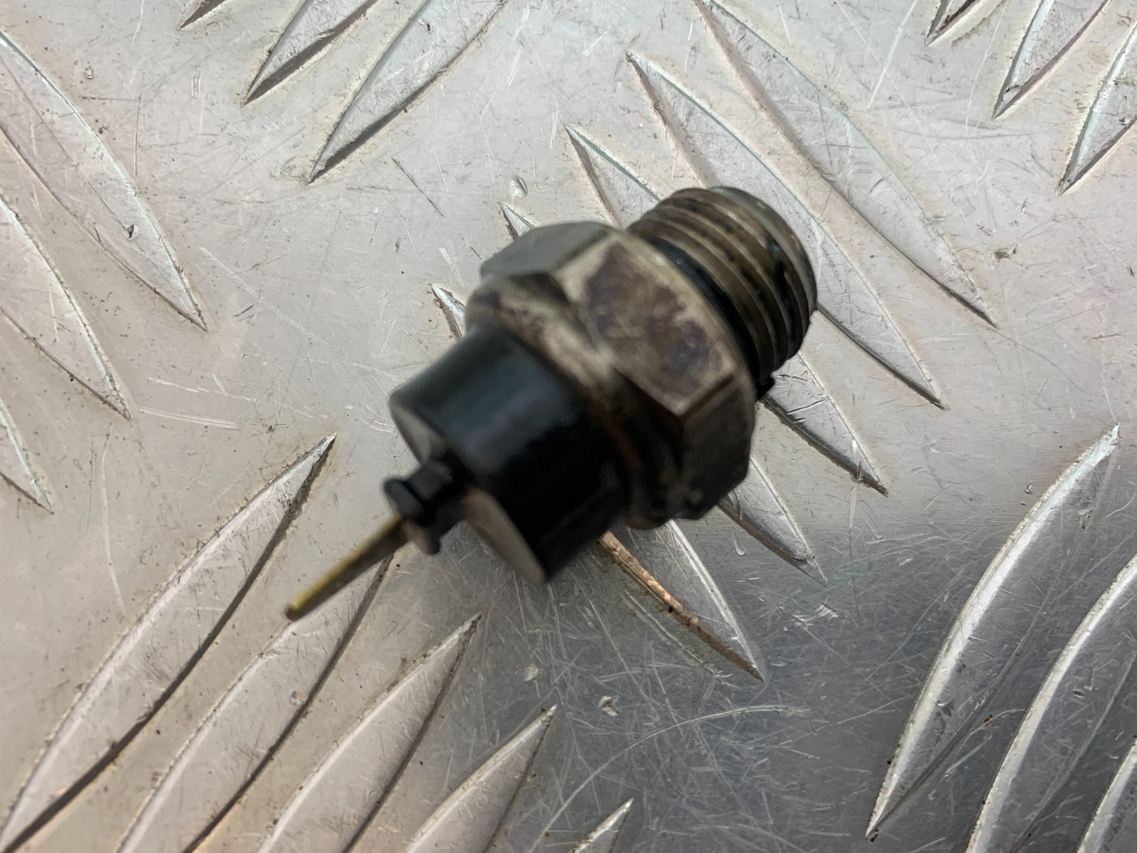 HONDA VFR800 VFR 800 V-TEC FAN SWITCH  YEAR 2002 -09 (CMB1012)