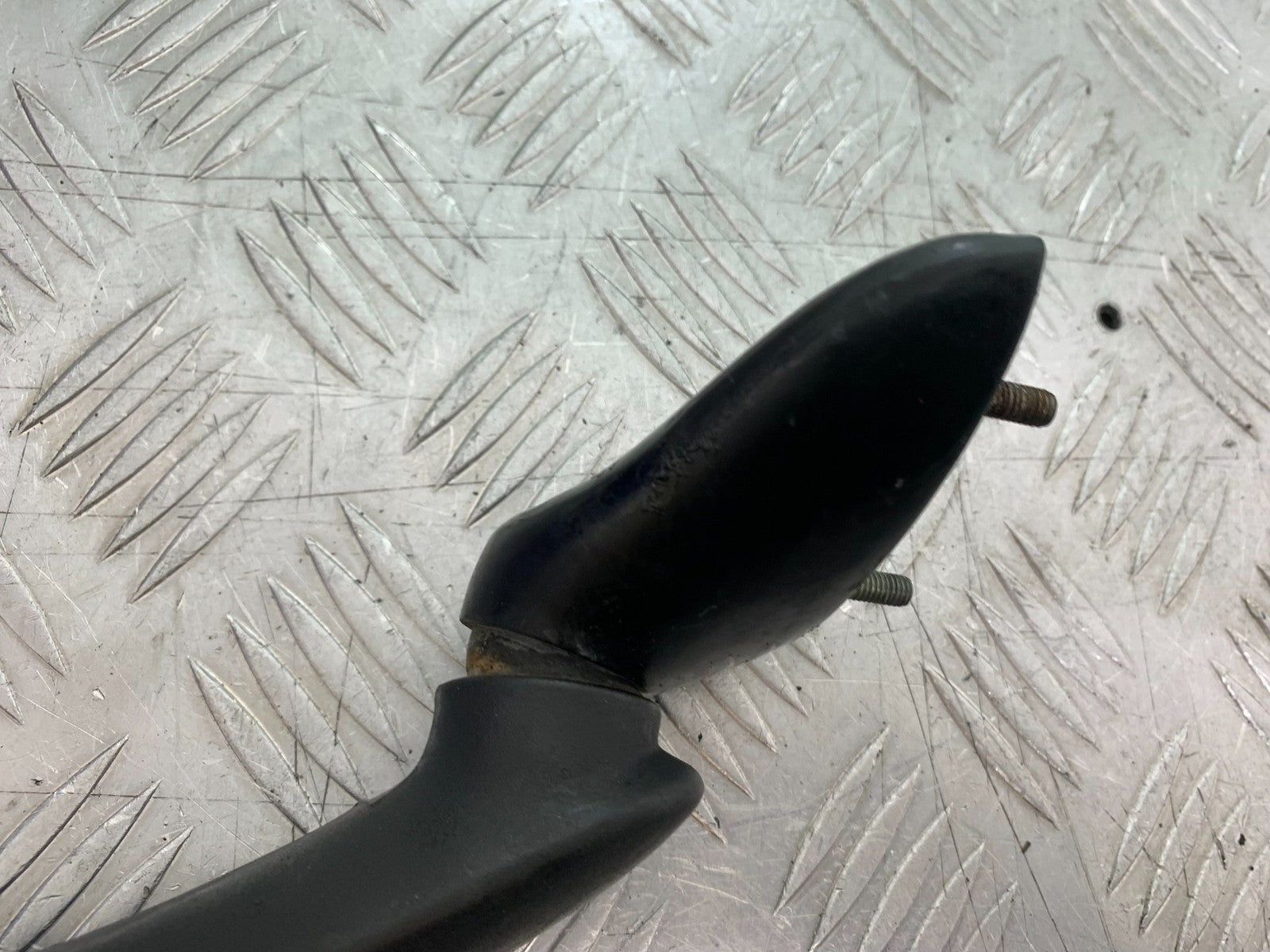 TRIUMPH 955i DAYTONA LEFT MIRROR  YEAR 2002-2006 (CMB1229)
