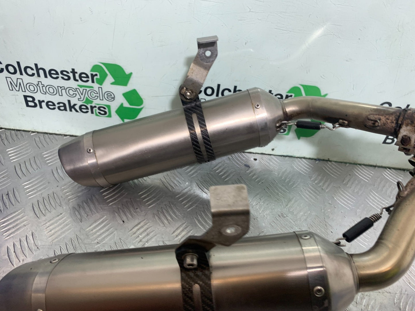 TRIUMPH 675 STREET TRIPLE R ARROW SILENCERS   YEAR 2012 (CMB1221)