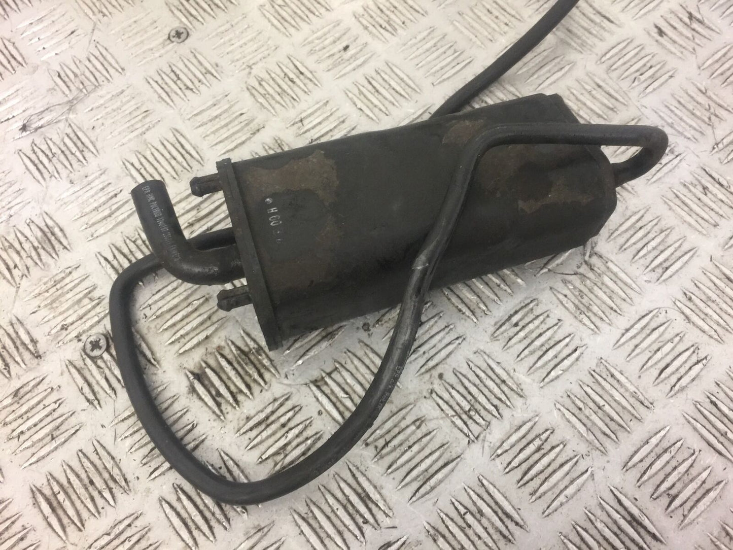 TRIUMPH TIGER 800 XRT OIL BREATHER  YEAR 2015-2017 (STOCK 506)