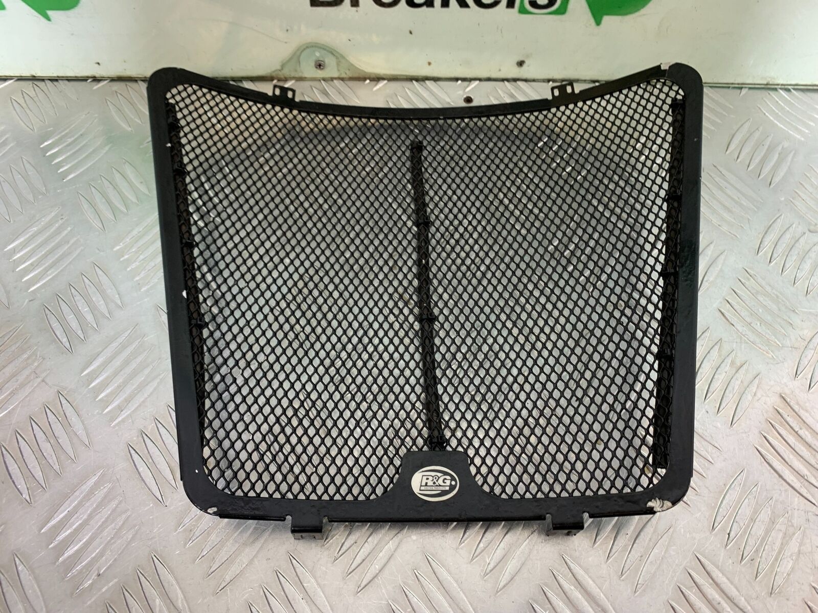 SUZUKI GSXR1000 GSXR 1000 RADIATOR GUARD   2009-2016 (CMB1049)