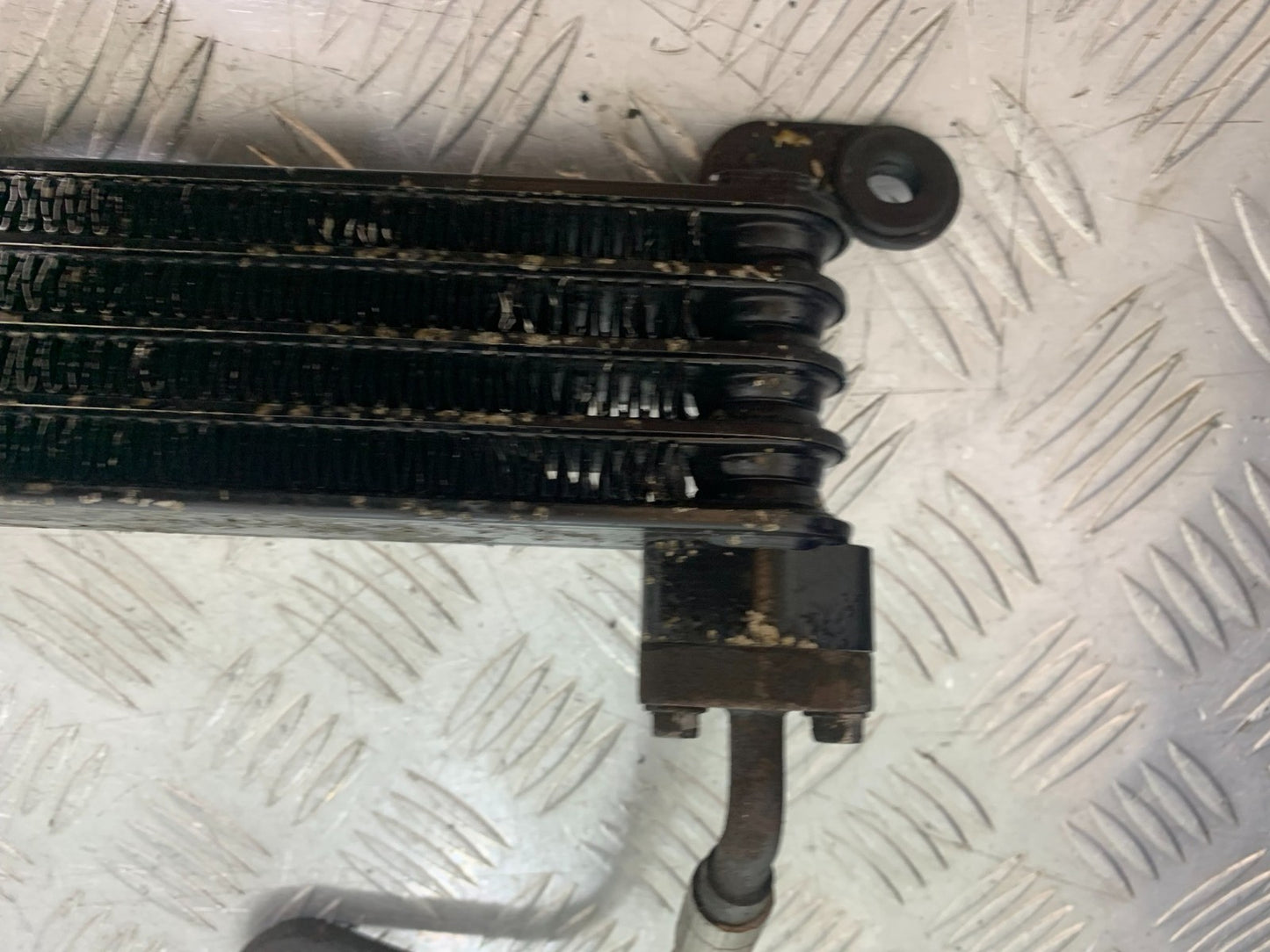 TRIUMPH 1050 SPRINT ST OIL COOLER AND LINES 2003-2011 (CMB1285)