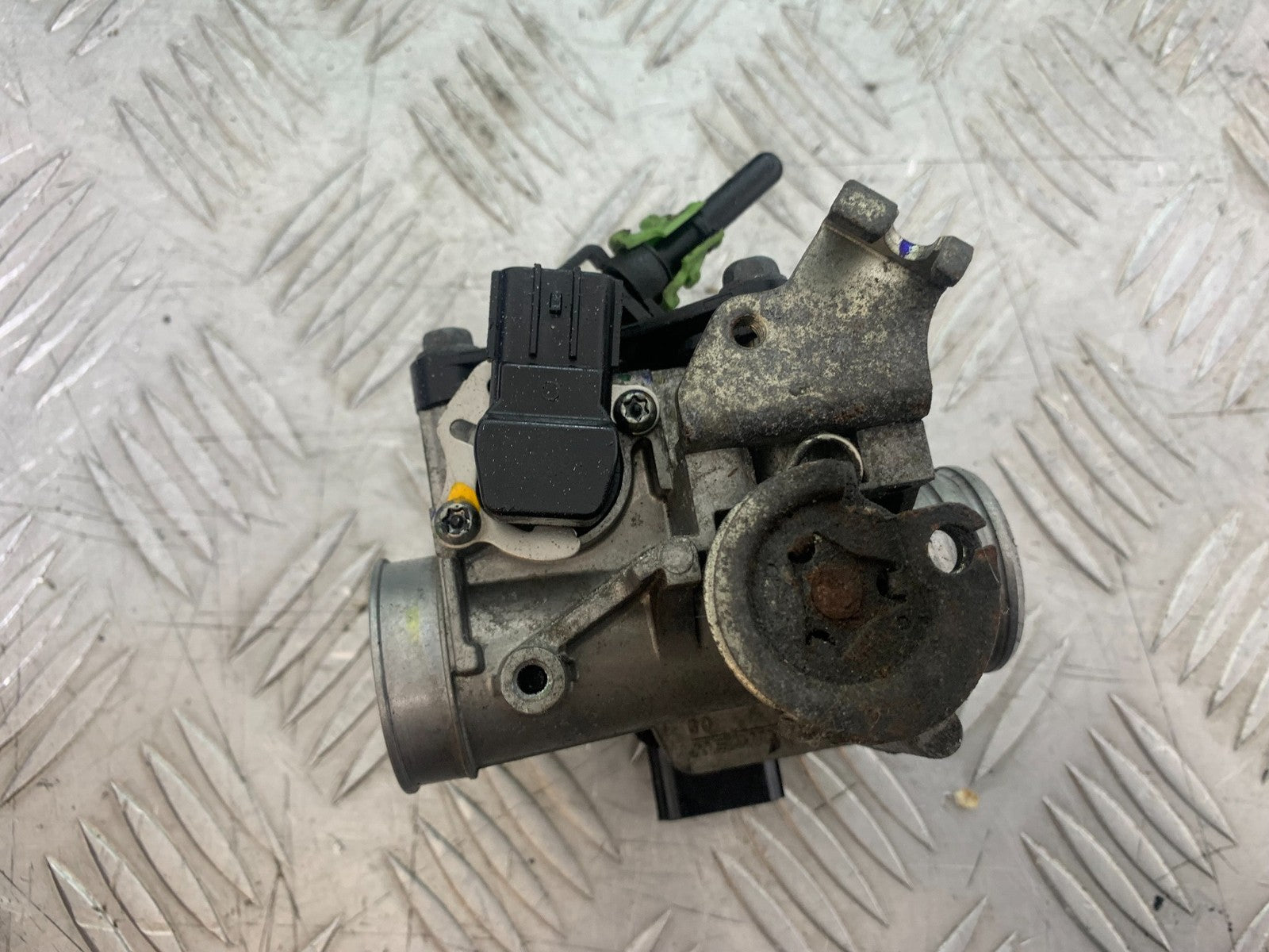 HONDA CBF125 CBF 125 THROTTLE BODY  YEAR 2009-14  (CMB1172)