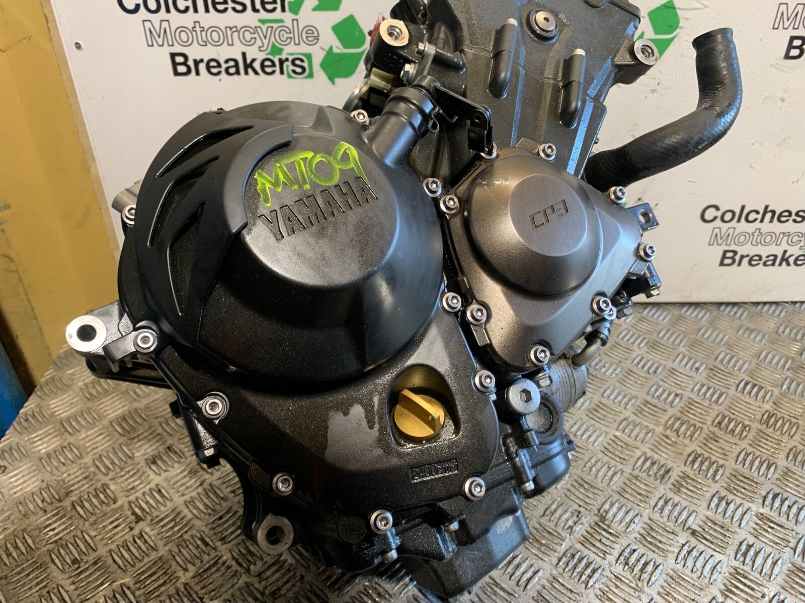 YAMAHA MT09 MT-09 ENGINE YEAR 2013-2016  (STOCK 997)