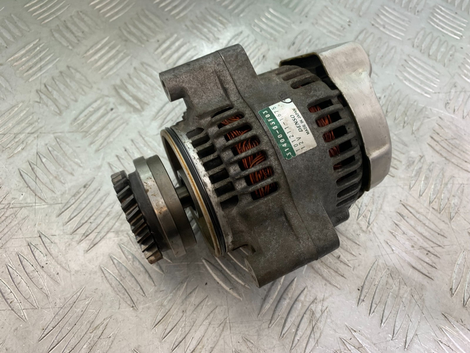 SUZUKI GSF1200 GSF 1200 BANDIT ALTERNATOR   YEAR 2001-2004 (CMB1188)