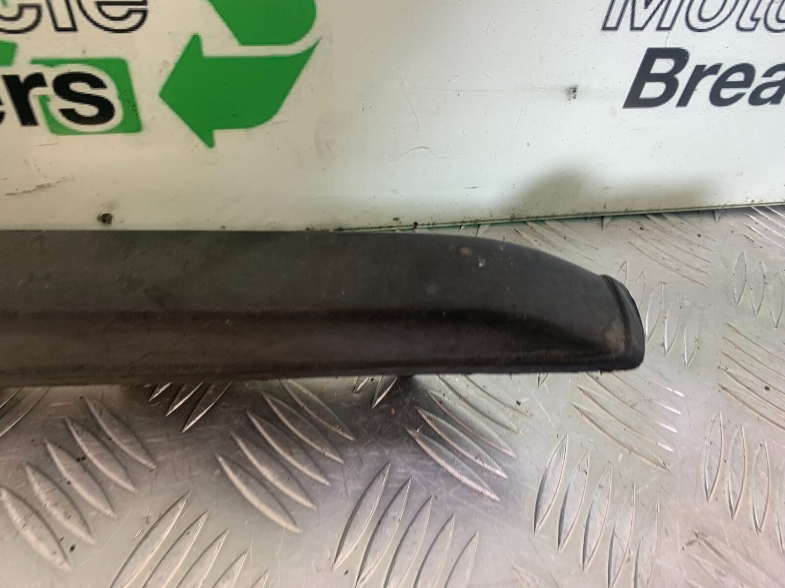 APRILIA RS50 RS 50 CHAIN GUARD  YEAR 1996-1998 (CMB1132)
