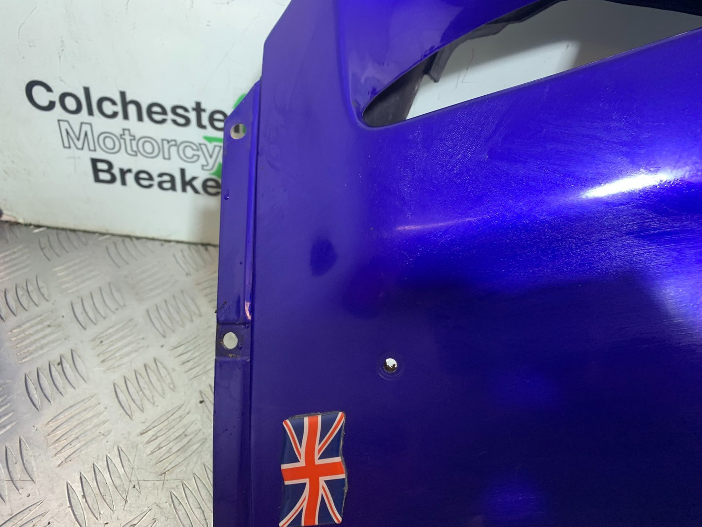 TRIUMPH TROPHY 900 LEFT FAIRING PANEL    YEAR 1991-95 (CMB1251)