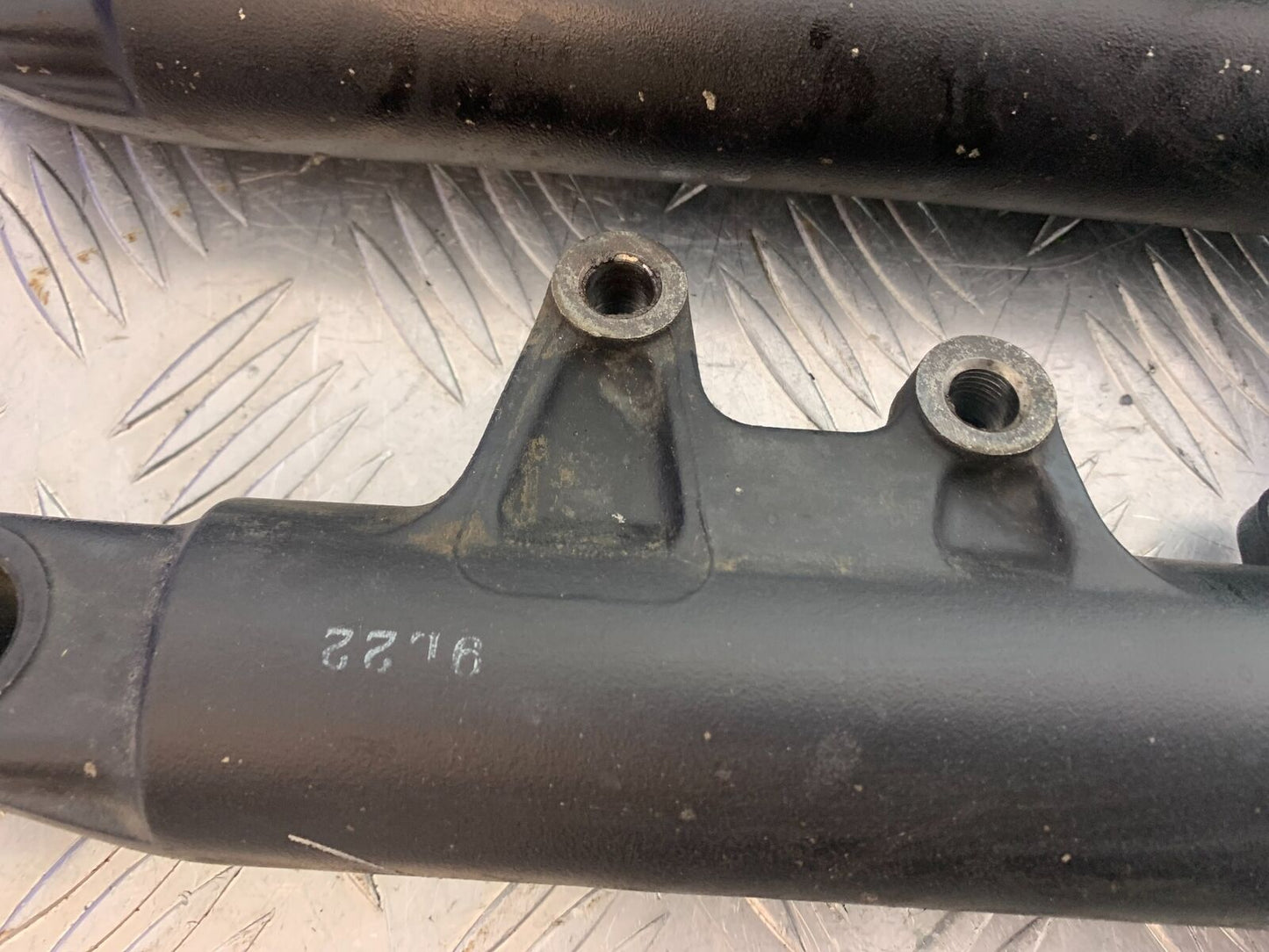 SUZUKI DL 650 V-STROM FORK BOTTOMS YEAR 2020 (CMB1117)