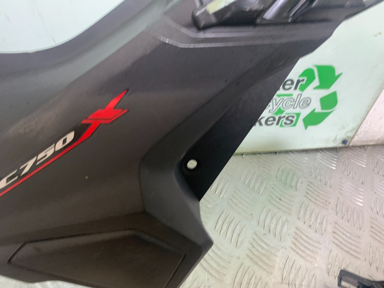 HONDA NC750 NC 750 X DCT LEFT TANK PANEL FAIRING YEAR 2019 (CMB1223)