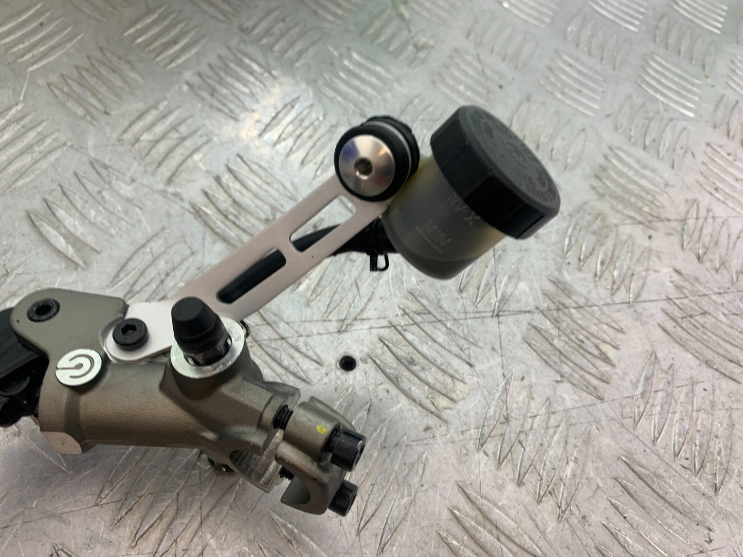 DUCATI 1198 S CLUTCH MASTER CYLINDER  YEAR 2009-2011 (CMB1219)