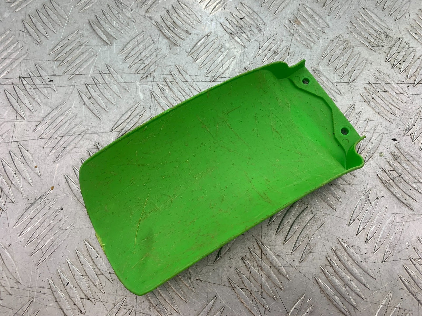 KAWASAKI KXF450 KXF 450 REAR SHOCK GUARD   YEAR 2013 CMB1217)
