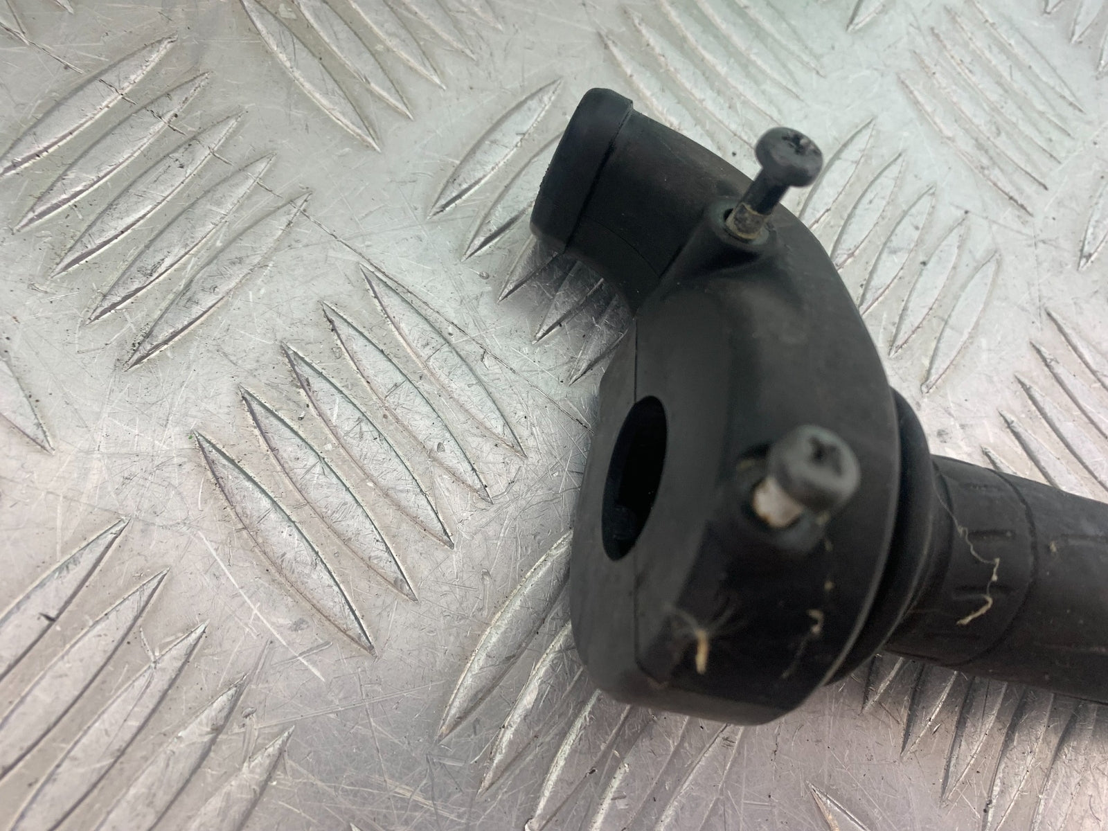 KAWASAKI ZX6R THROTTLE TWIST GRIP   YEAR 2009-2012 (CMB1136)