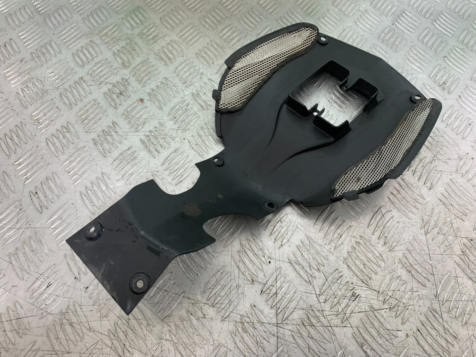 MV AGUSTA 800 F3 UNDERTRAY  YEAR 2017-2019 (CMB1227)