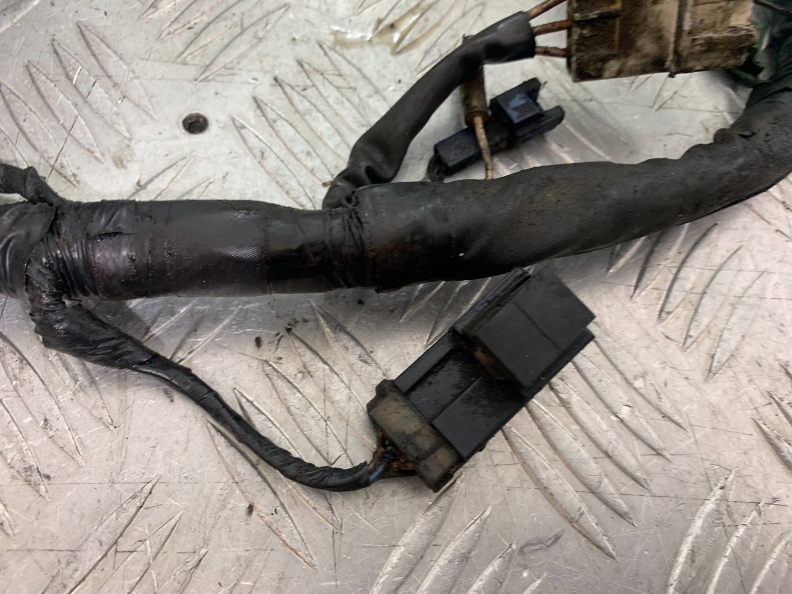YAMAHA FZS1000 FAZER WIRING LOOM   YEAR 2001-05 (CMB1275)
