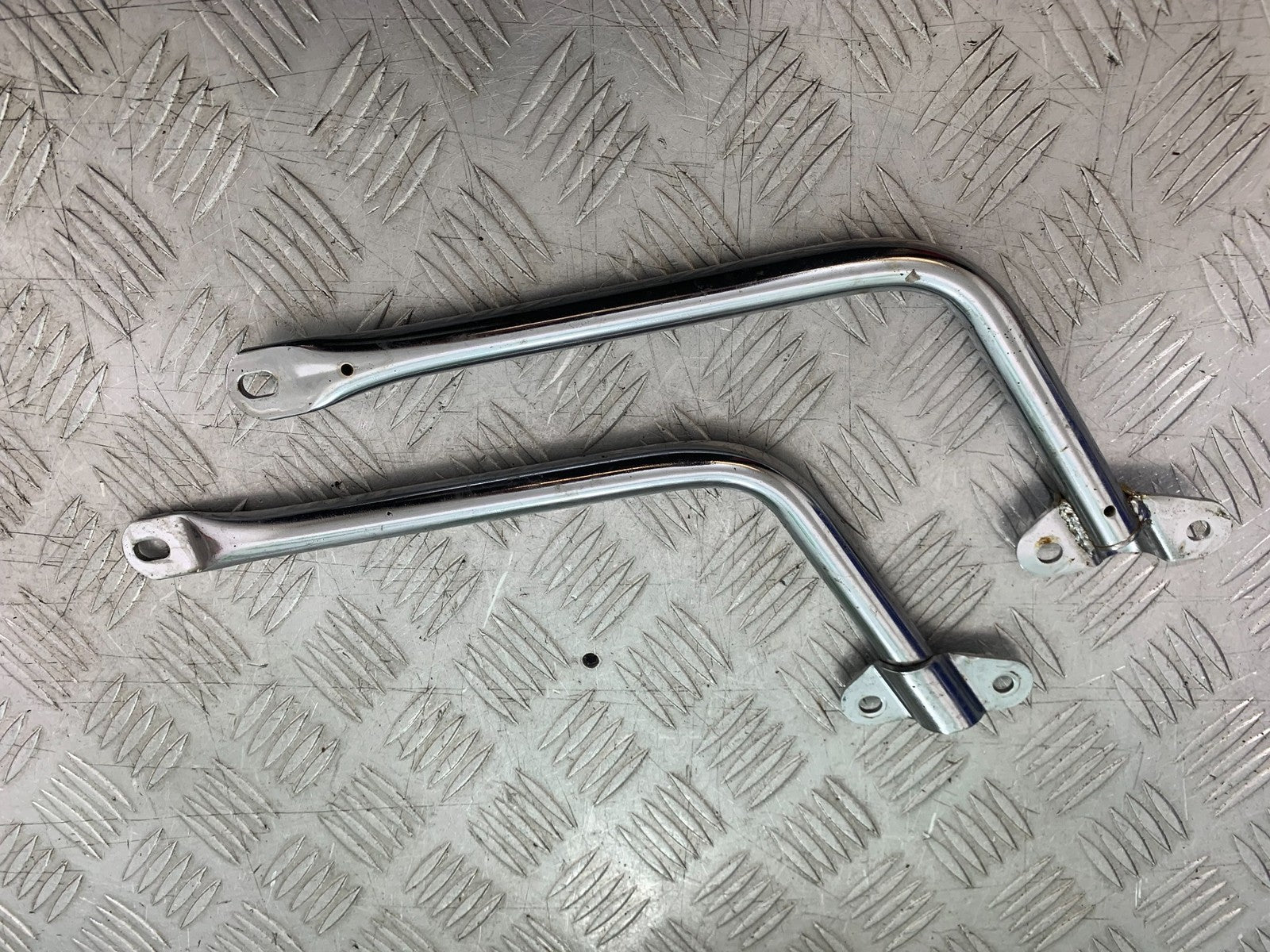 BSA 650 GOLD STAR REAR MUDGUARD STAYS   YEAR 2022-2025 (CMB1262)