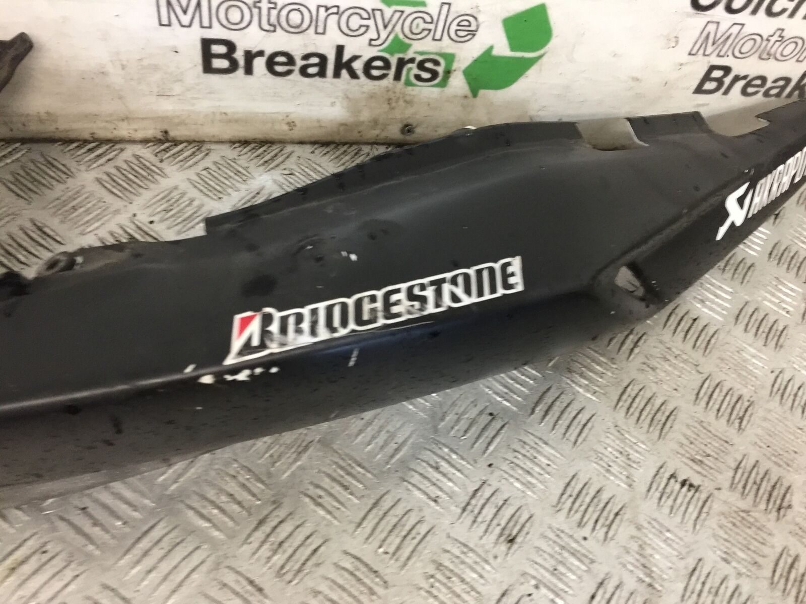 SUZUKI GS500 GS 500 RIGHT TAIL PIECE   YEAR 2004-09 (STOCK 882)