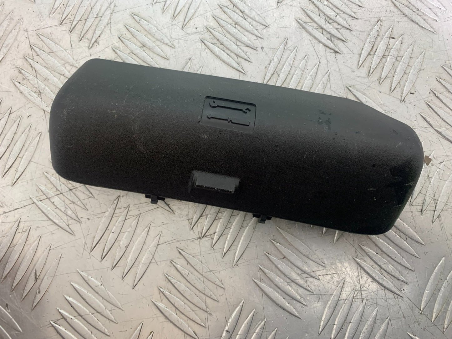 PIAGGIO MP3 250 ie INFILL PANEL  YEAR 2007 (CMB1307)