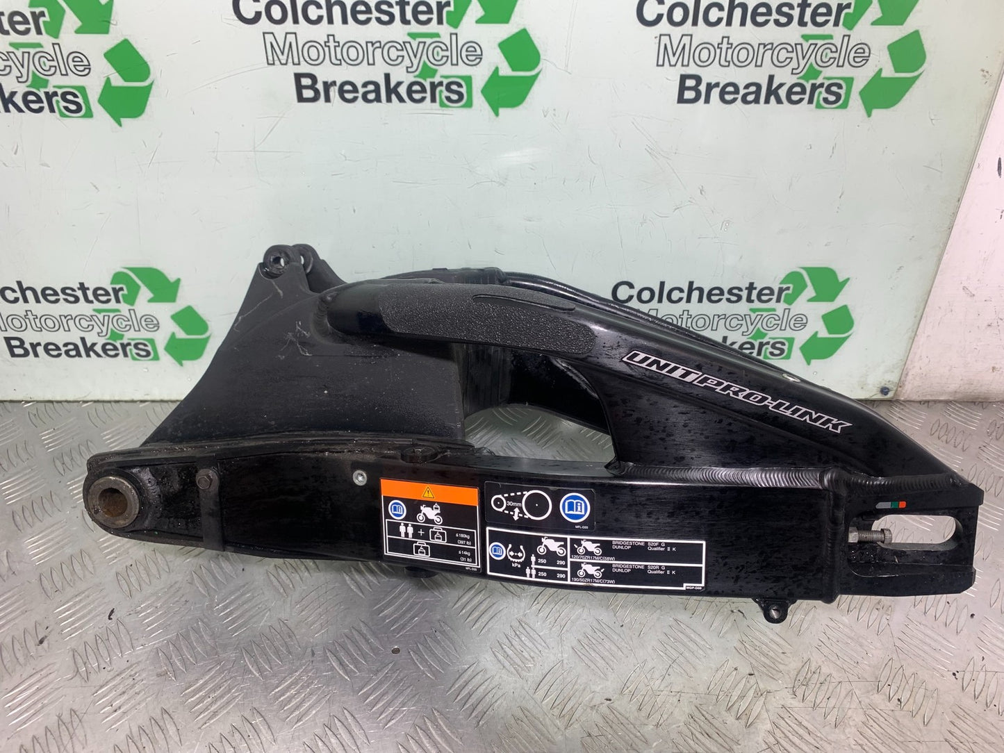 HONDA CBR1000 rr FIREBLADE SWINGARM  YEAR 2012-2016 (CMB1198)