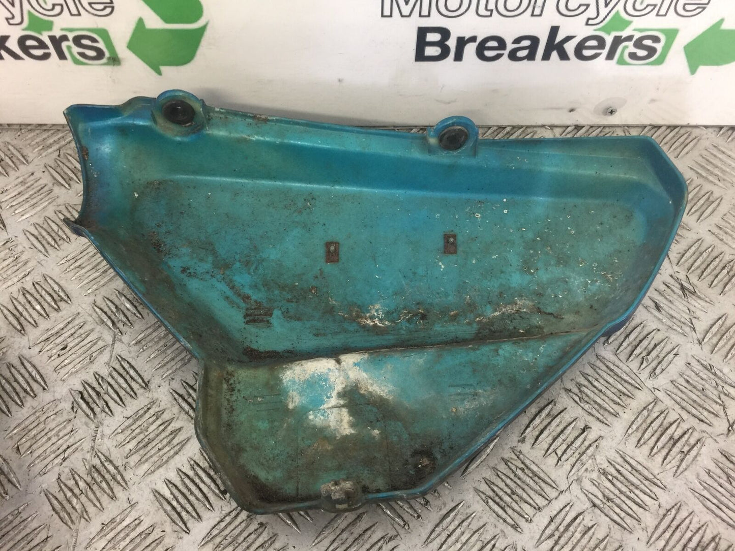 HONDA CX500 CX 500 RIGHT SEAT PANEL YEAR 1980
