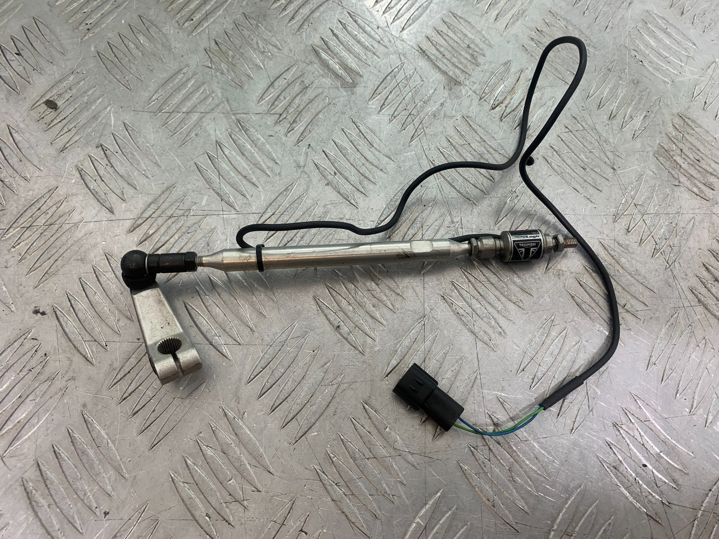 TRIUMPH 675 STREET TRIPLE QUICK SHIFTER    2013-2016 (CMB1186)