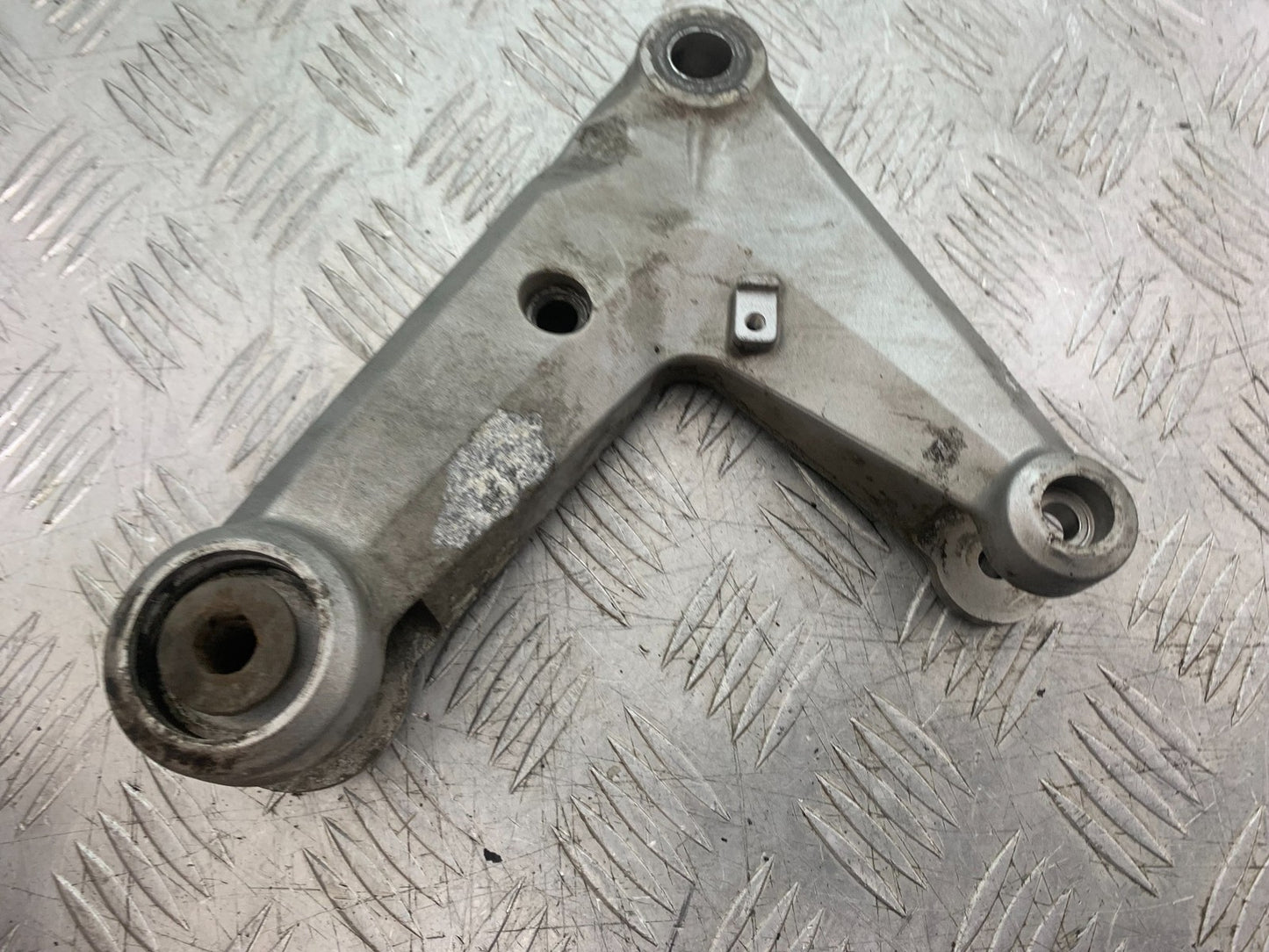 KAWASAKI GTR1400 GTR 1400 SWINGARM BRACKET   YEAR 2007-2009 (CMB1306)
