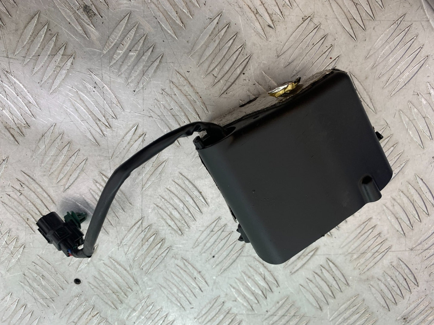 DUCATI 1299 PANIGALE EXHAUST SERVO MOTOR  YEAR 2016 (CMB 1187)