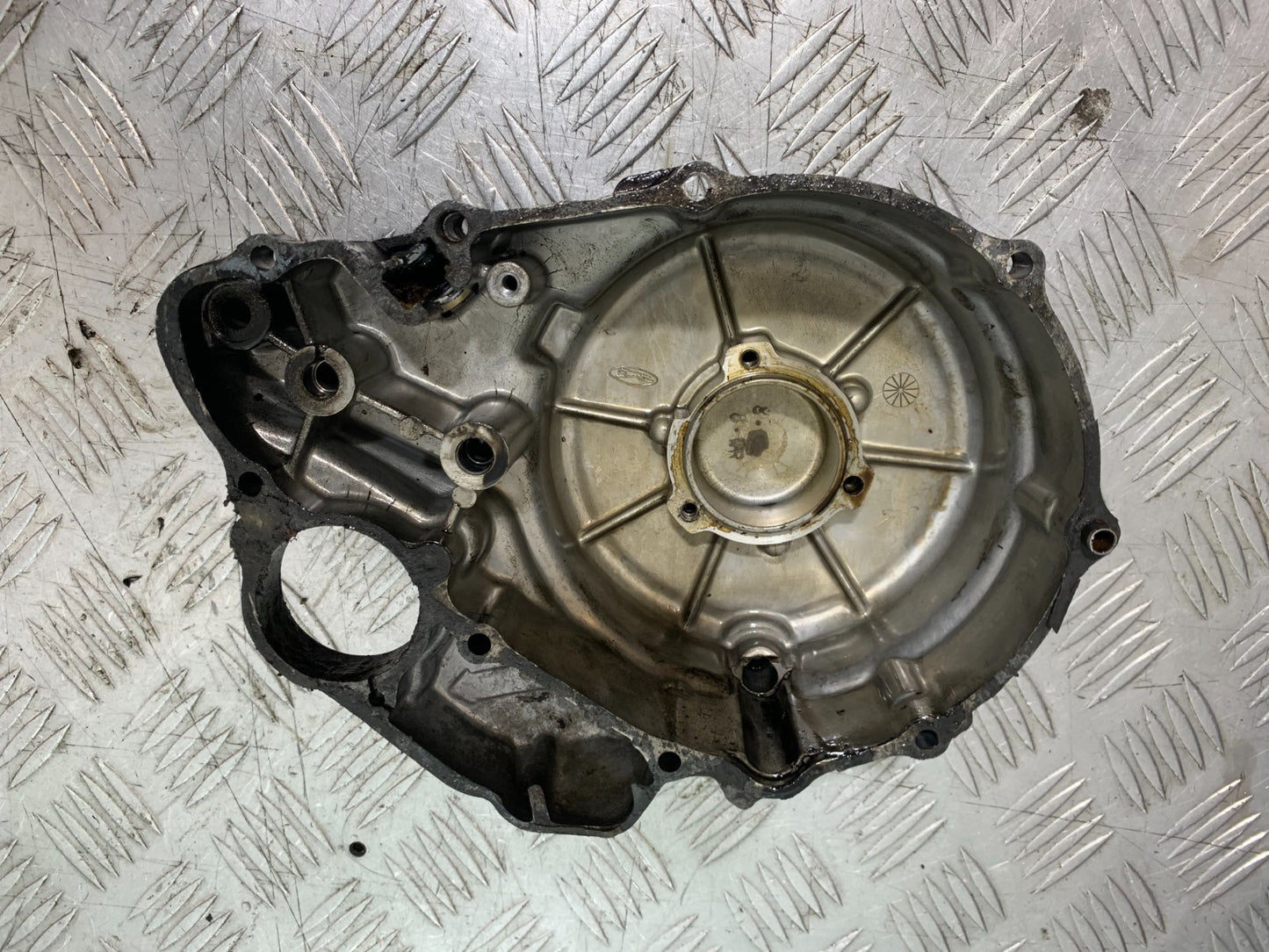 HONDA VT700 VT 700 SHADOW GENERATOR COVER YEAR 1984-85 (CMB1328)