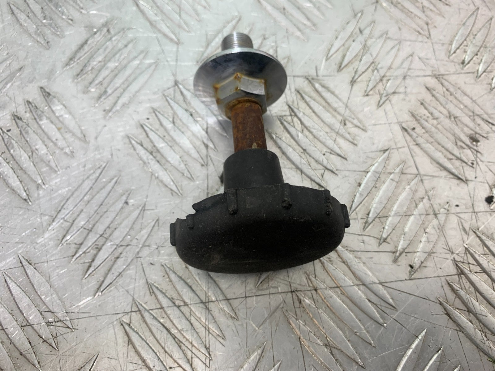 BSA 650 GOLD STAR TOP YOKE CLAMP  YEAR 2022-2025 (CMB1262)