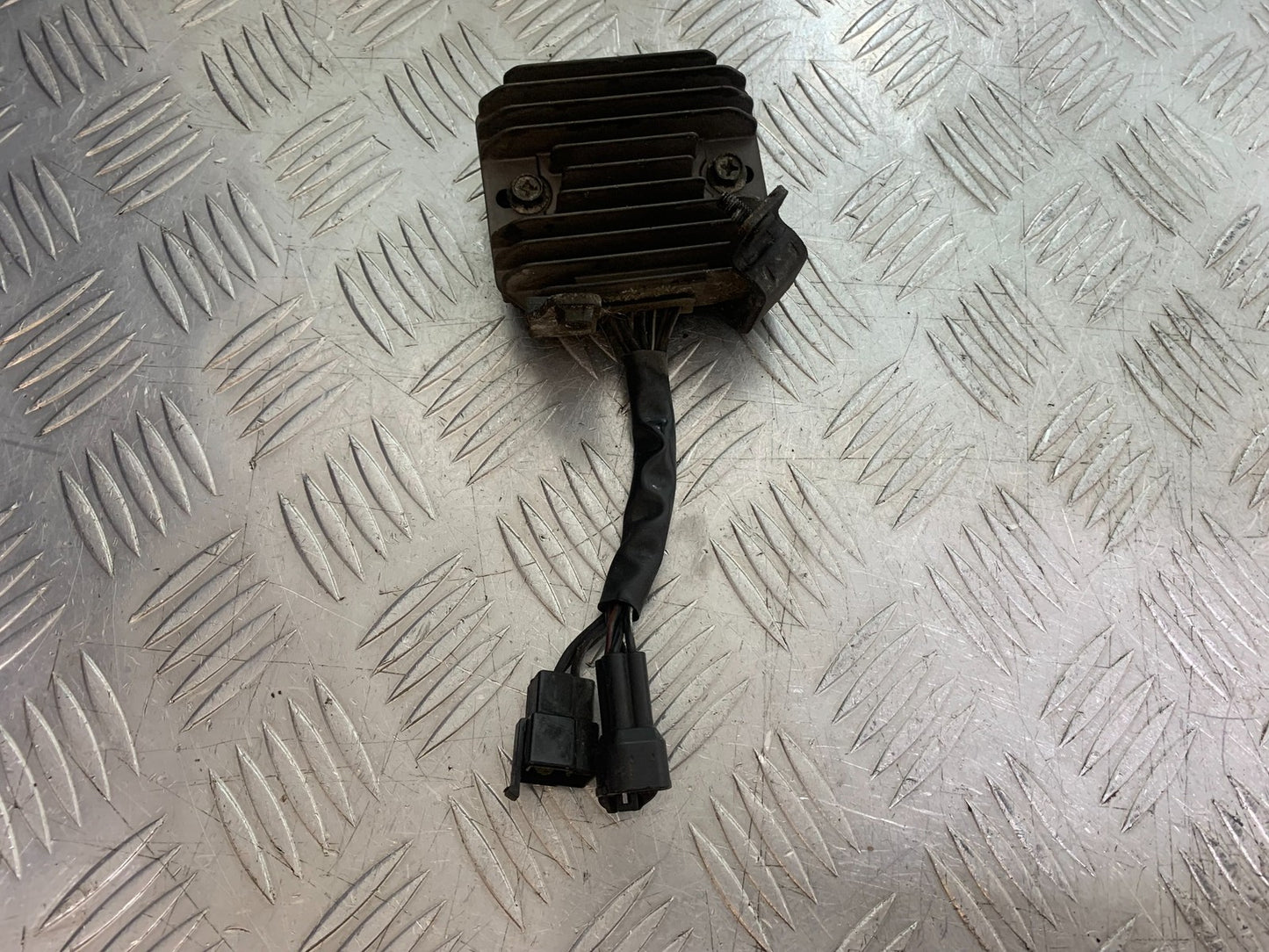 SUZUKI SV1000 SV 1000 S REGULATOR   YEAR 2003-2007 (CMB1293)