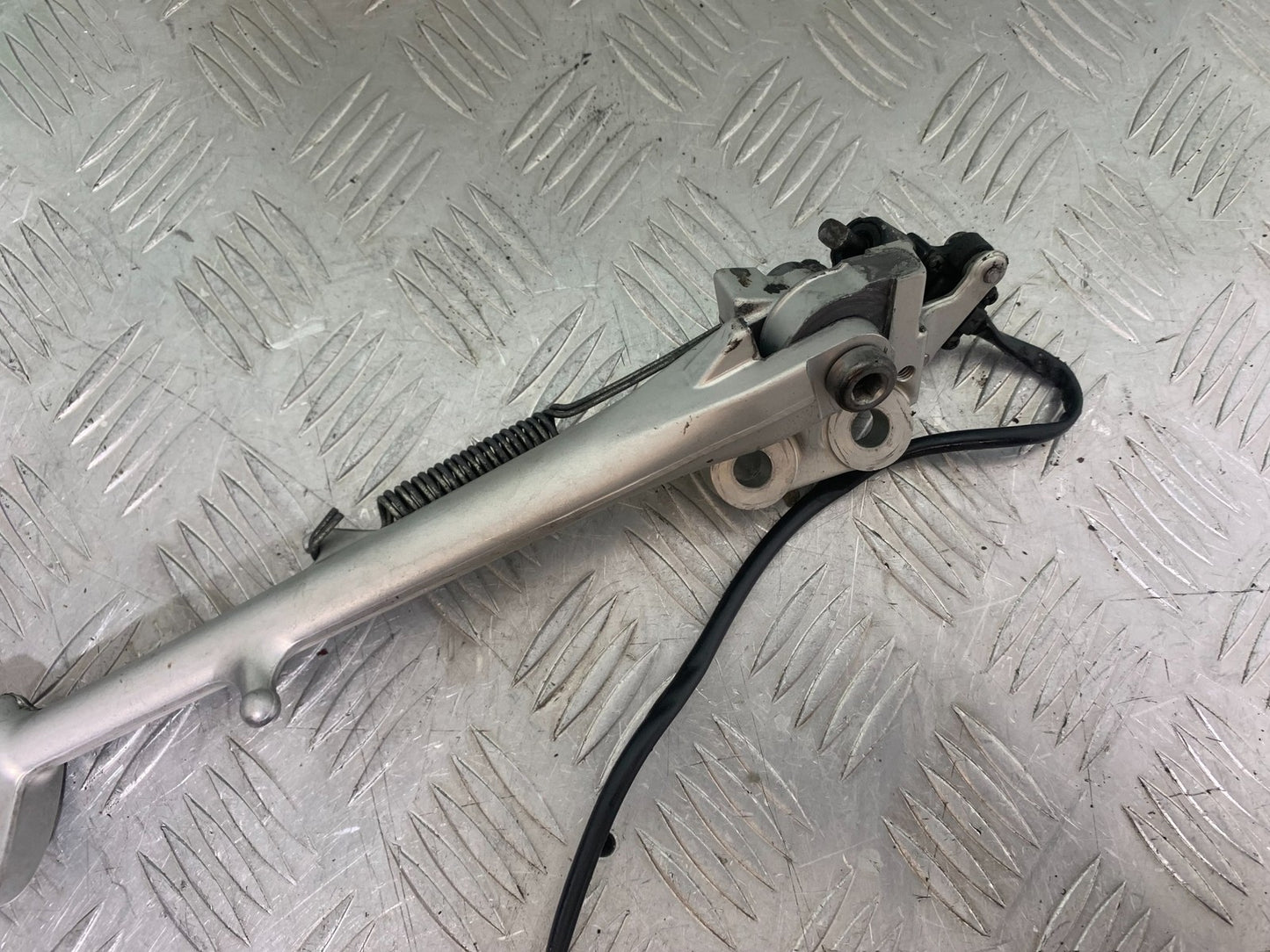 TRIUMPH 675 STREET TRIPLE SIDE STAND  2013-2016 (CMB1186)
