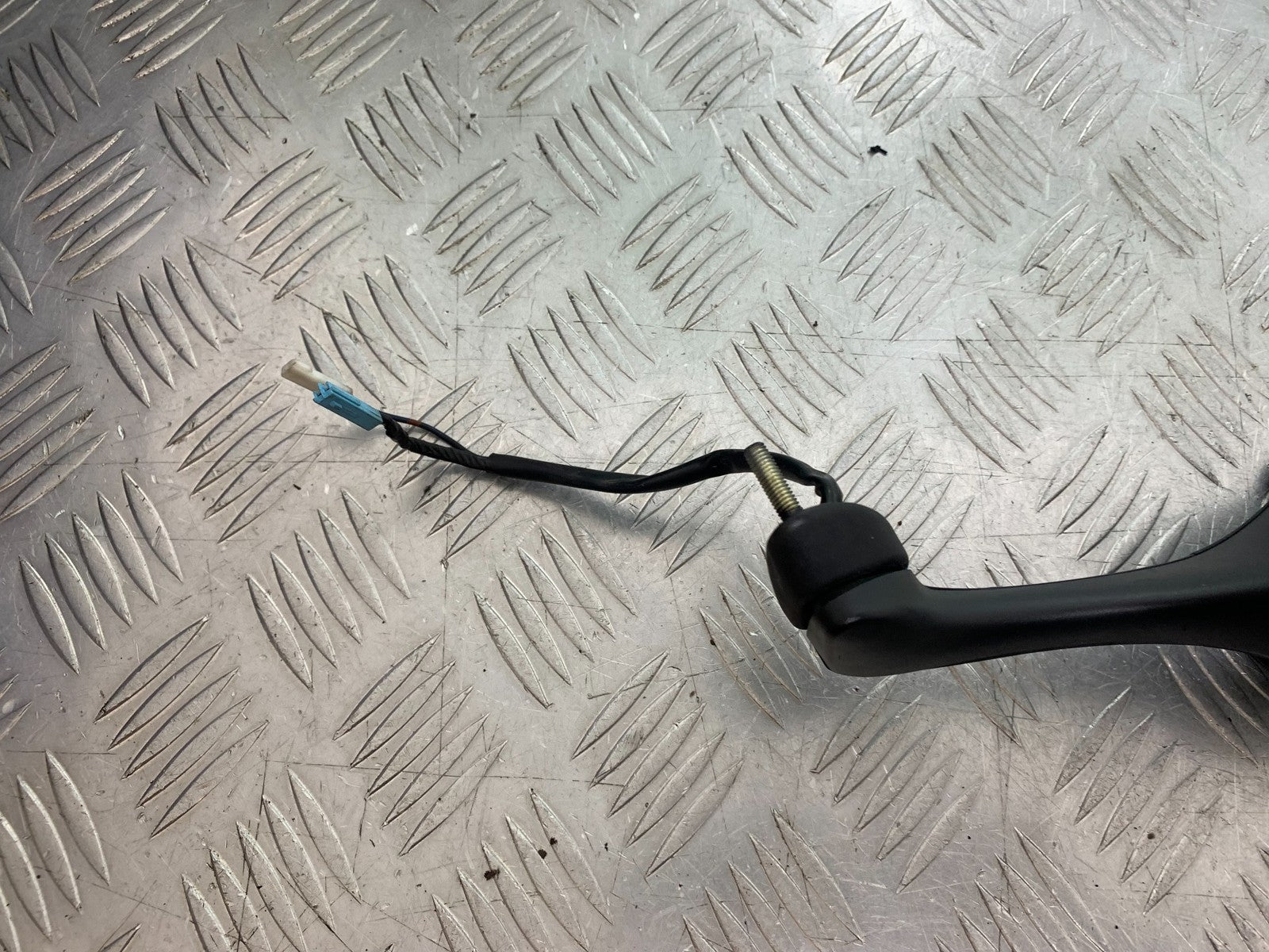 HONDA CBR1000 rr FIREBLADE RIGHT MIRROR (GENUINE PART)   2012-2016 (CMB1280)