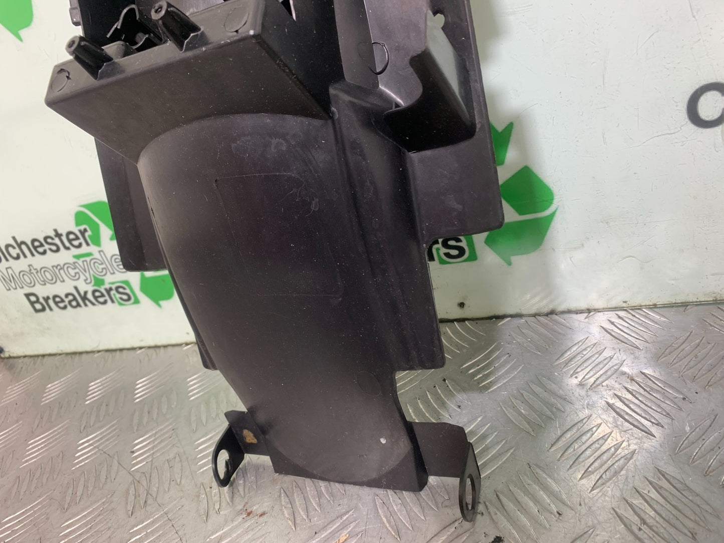KYMCO CK1 125 UNDERTRAY YEAR 2014 - 2016 (CMB1181)
