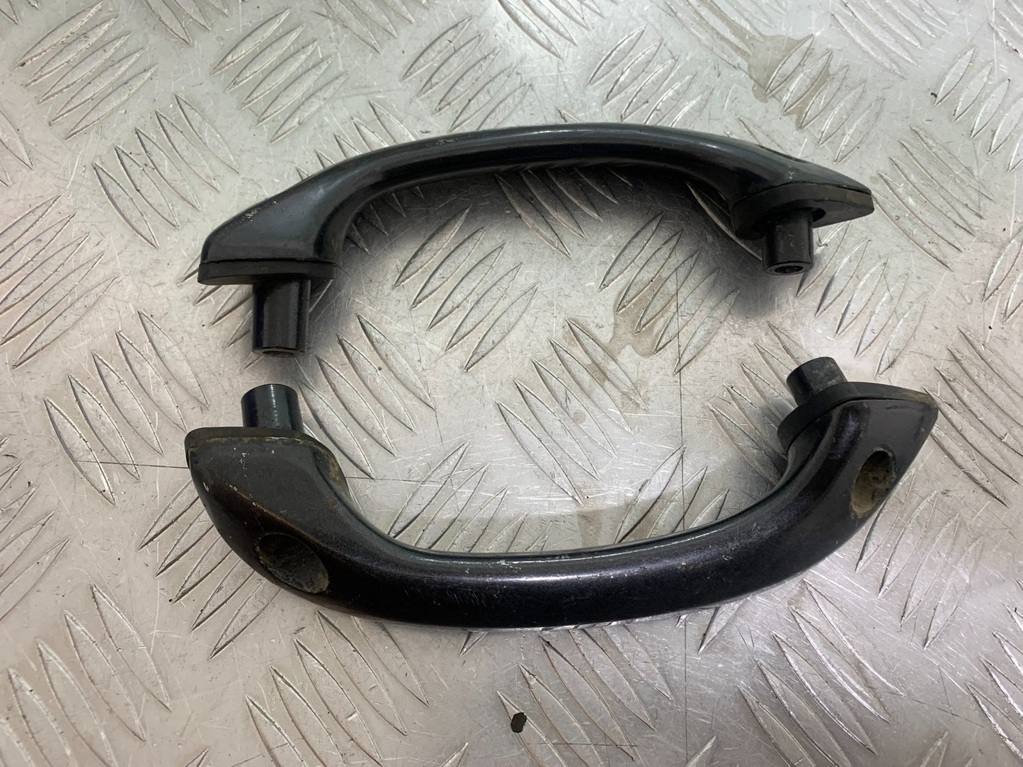 SUZUKI GSF1200  GSF 1200 BANDIT GRAB RAILS  YEAR 1997-2000 (CMB1149)