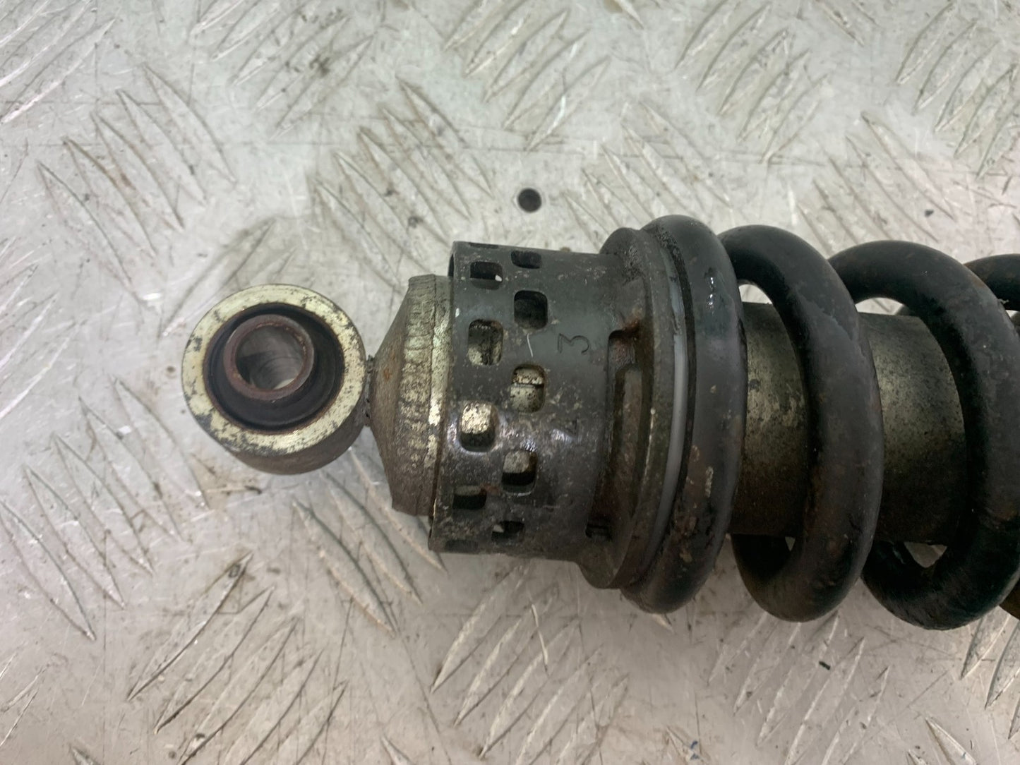 YAMAHA XJ900 XJ 900 DIVERSION REAR SHOCK  YEAR 1994-2002 (CMB1292)