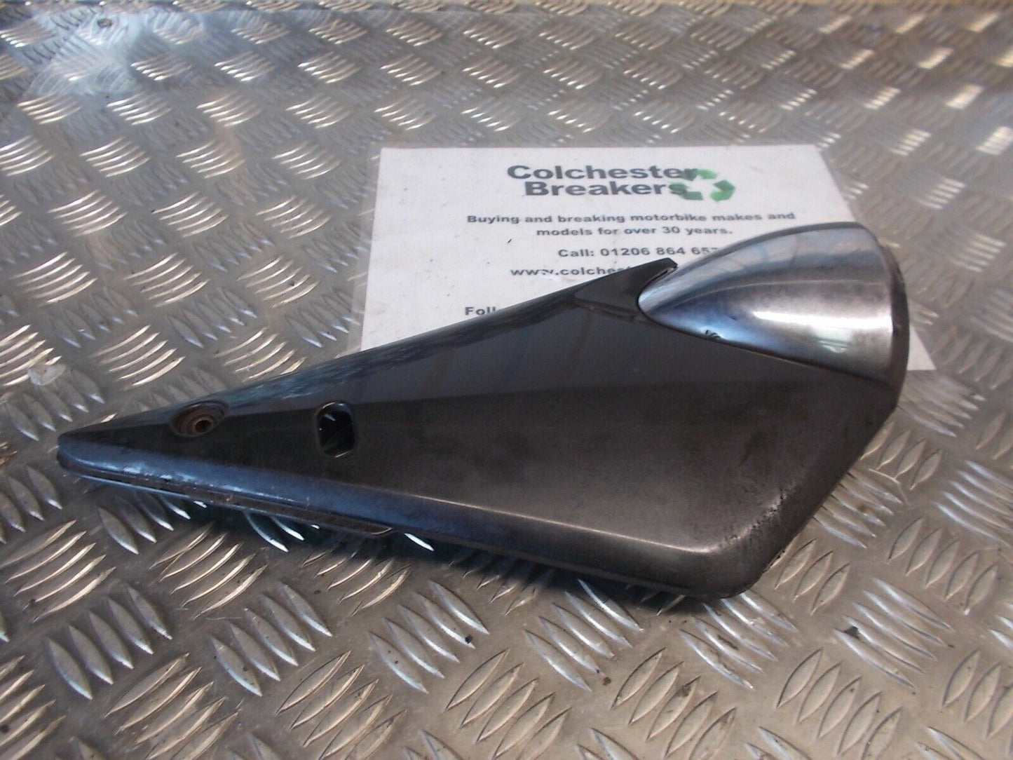 SUZUKI GSF1200 GSF 1200 BANDIT RIGHT INFILL PANEL   YEAR 2002